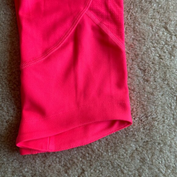 Under Armour Women's Athletic Capri Leggings, Neon Pink, size S NWT - Picture 6 of 8